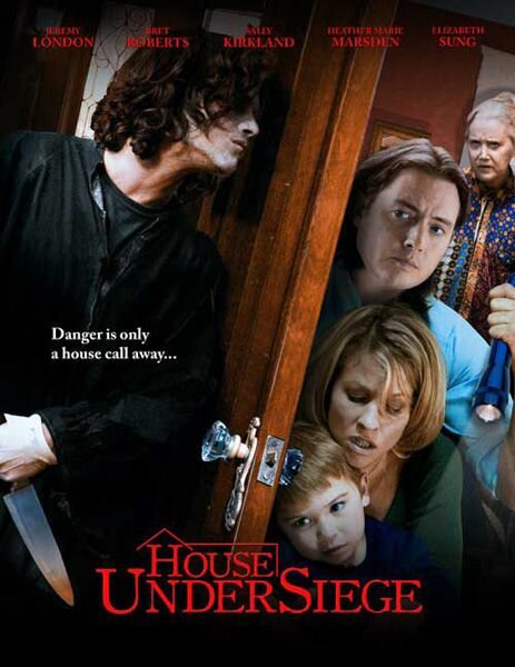 Дом в осаде (2010) постер